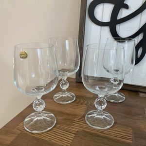 Claudia Crystal Vintage Medium Wine Glasses 6 3/4” Tall- Set of 4